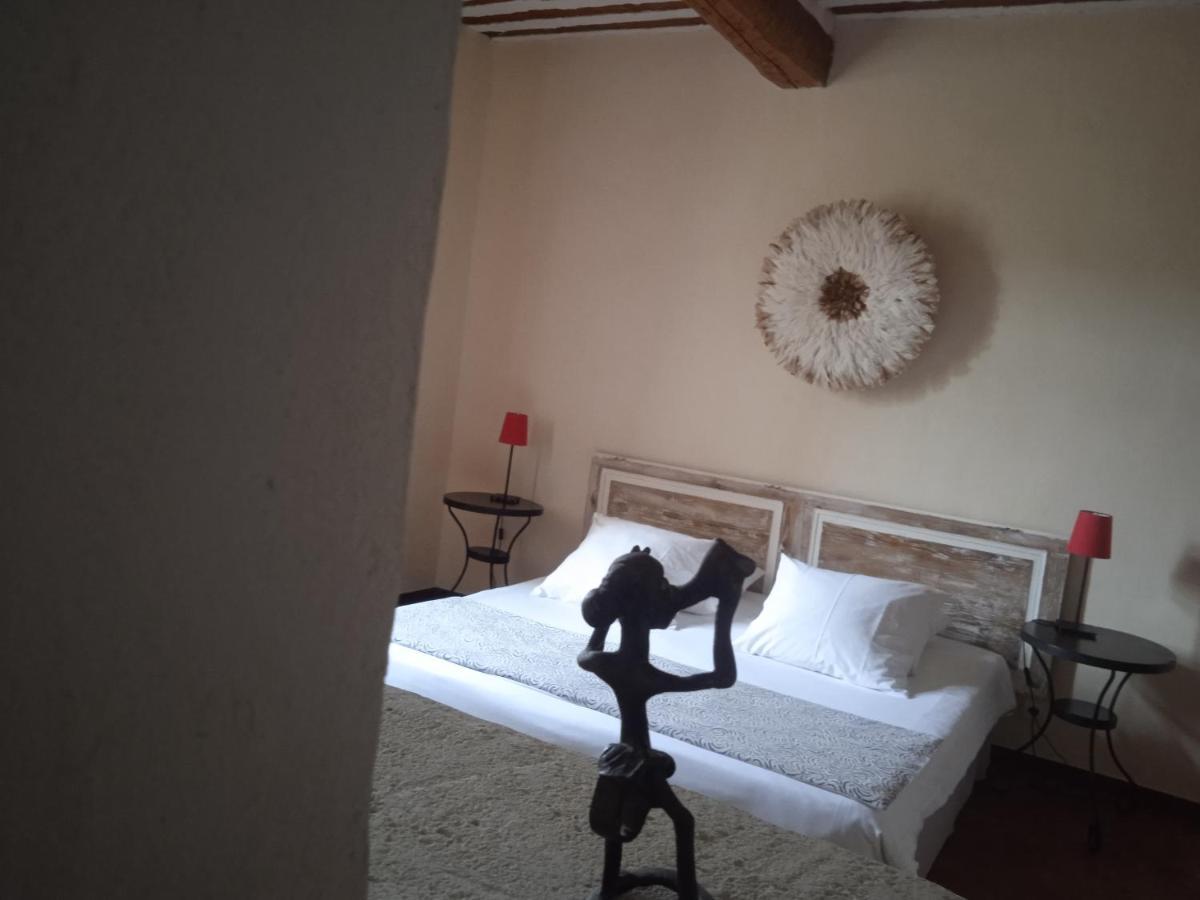 Chambre D'Hotes Face Au Lavoir Methamis Exterior photo